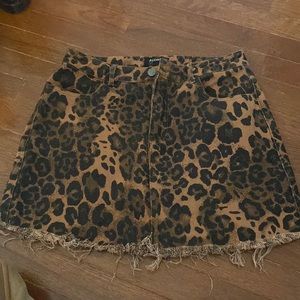 AUDREY3+1 cheeta denim skirt
